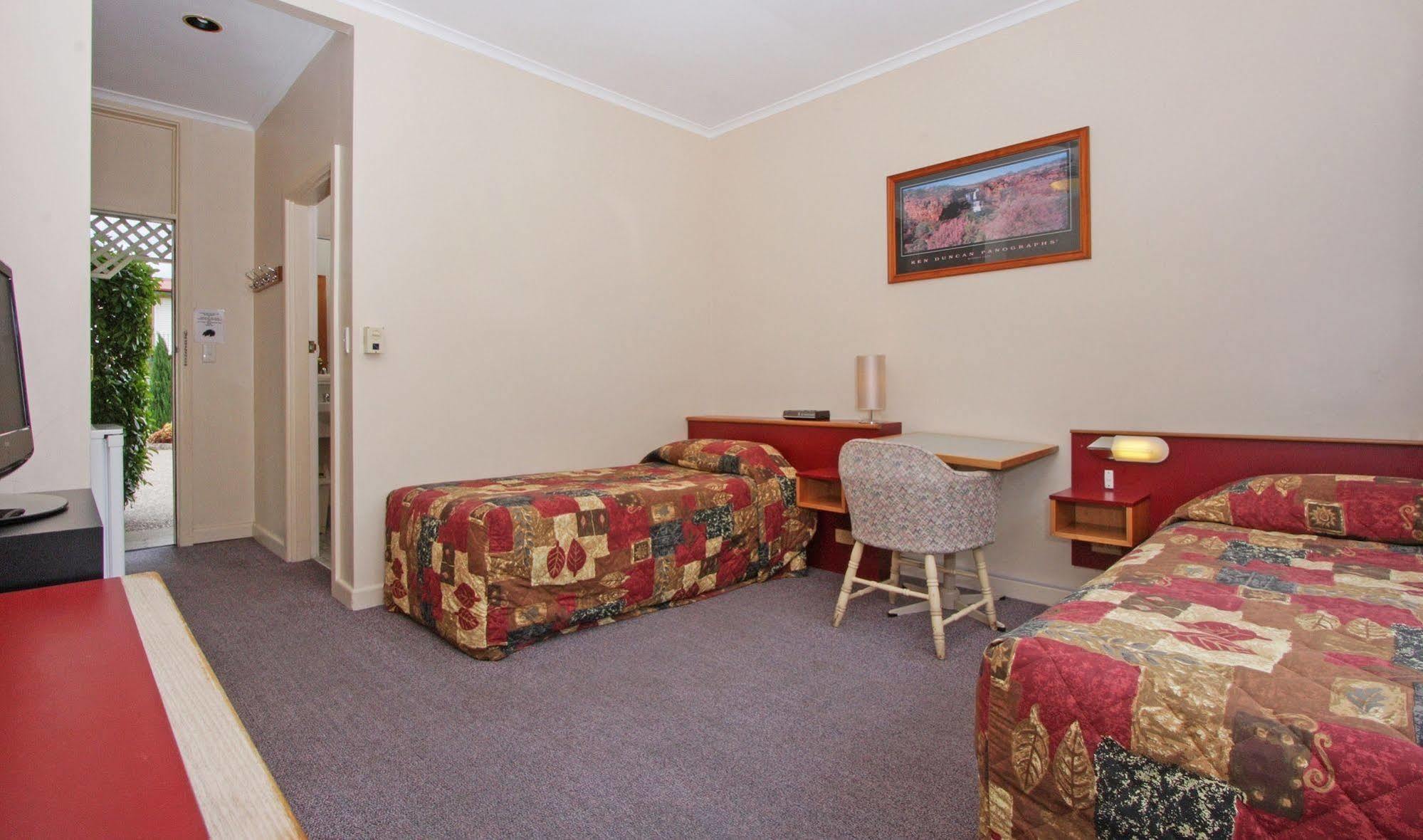 Redhill Cooma Motor Inn Exterior photo