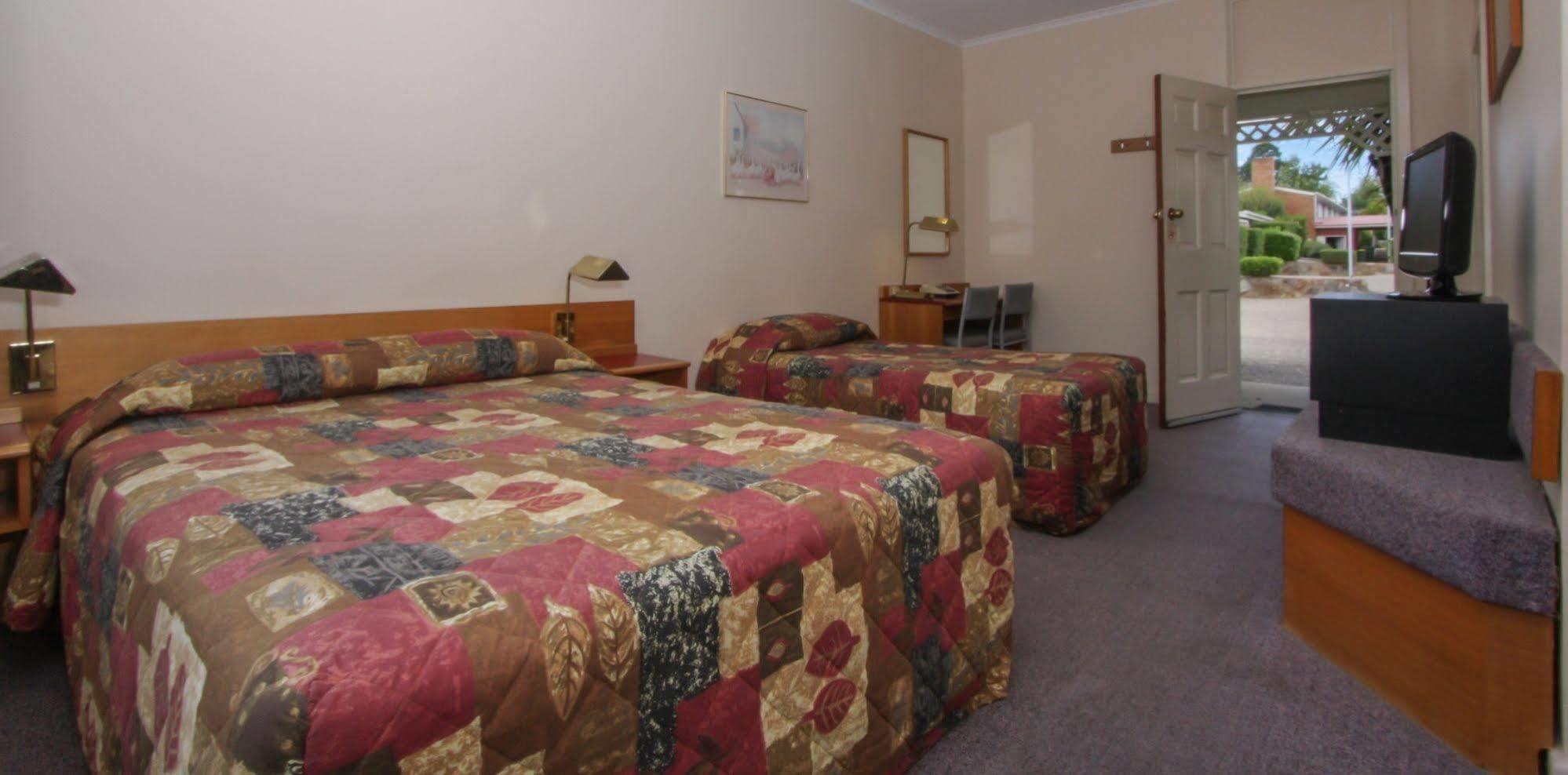 Redhill Cooma Motor Inn Exterior photo