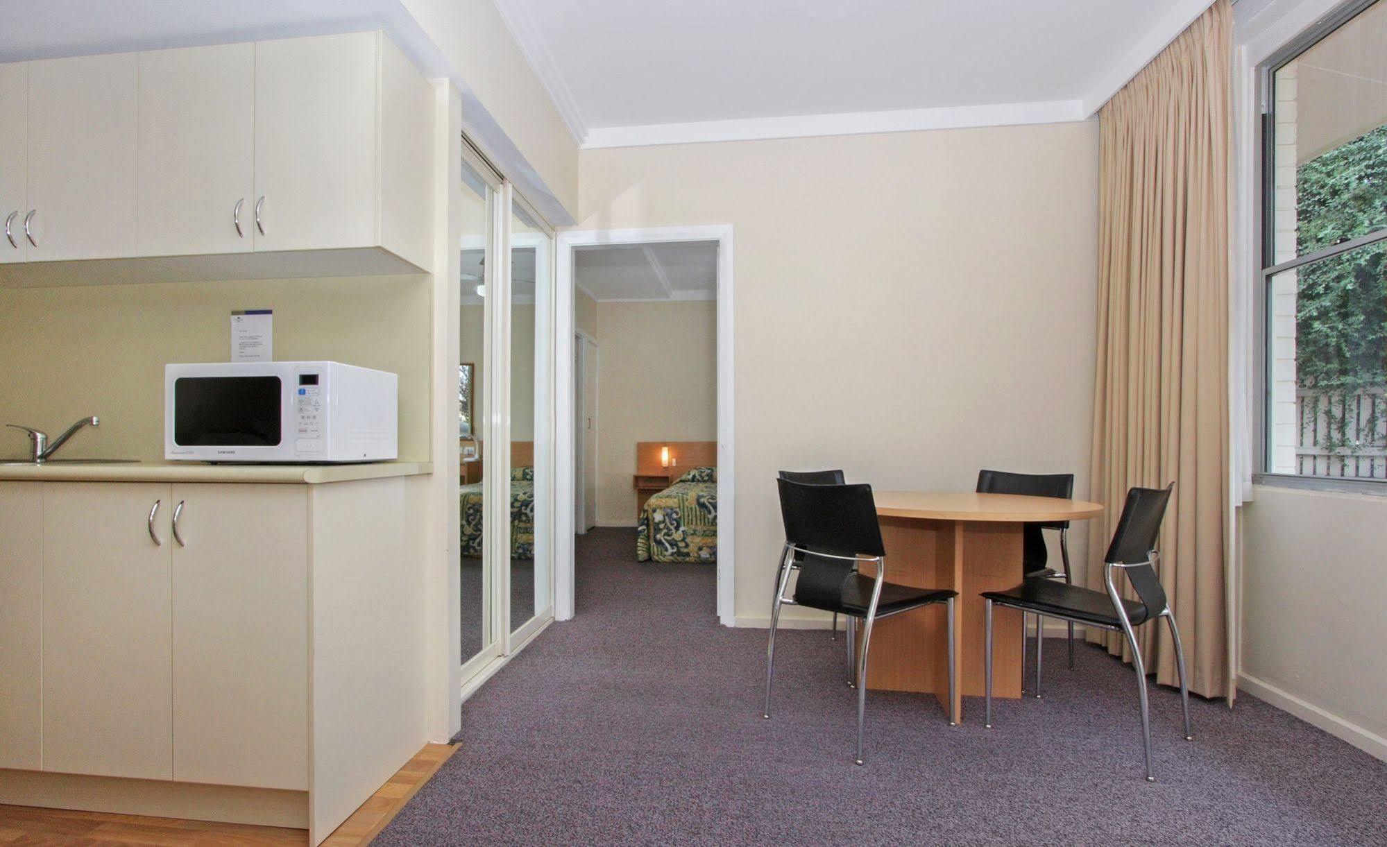 Redhill Cooma Motor Inn Exterior photo