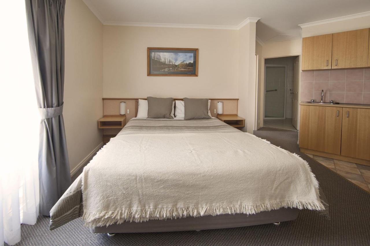 Redhill Cooma Motor Inn Exterior photo